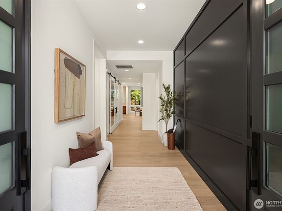 2nd image of 13418 NE 100th Street