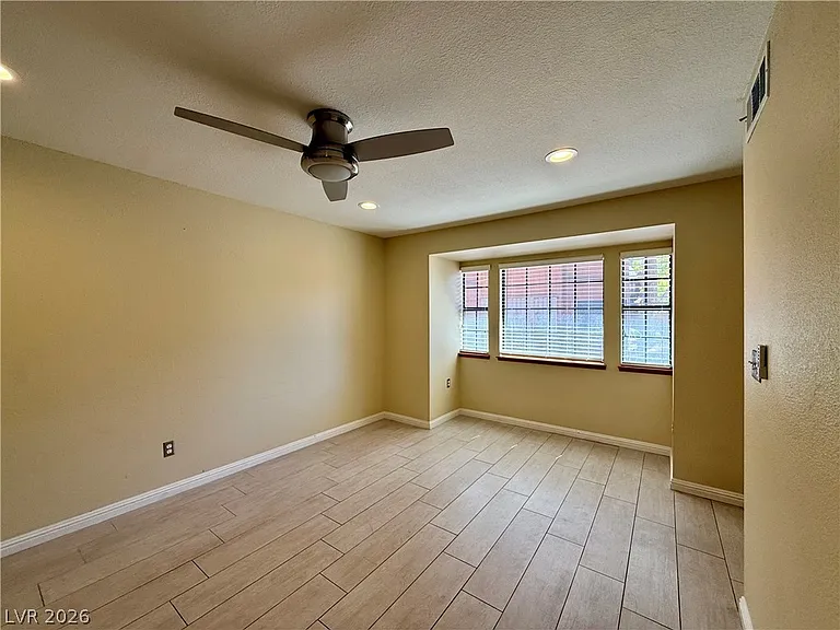5923 Laredo St — Photo 21