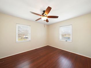 7426 Dunston St, Springfield, VA 22151