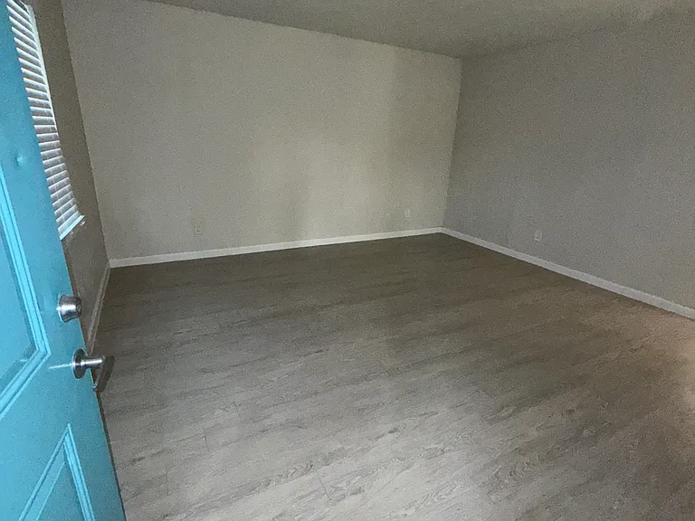 Volara Apartments — Photo 1