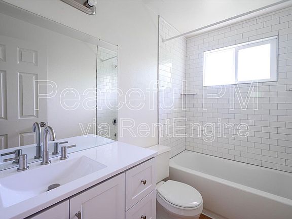 5th image of 3194 S Hammonton Cir
