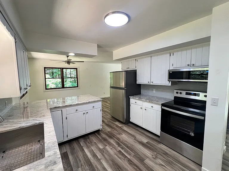 16265 Port Sheldon St — Photo 11