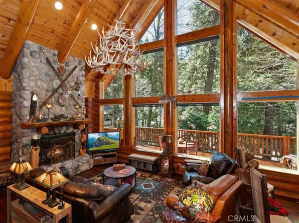 28730 Potomac Dr, Lake Arrowhead, CA 92352