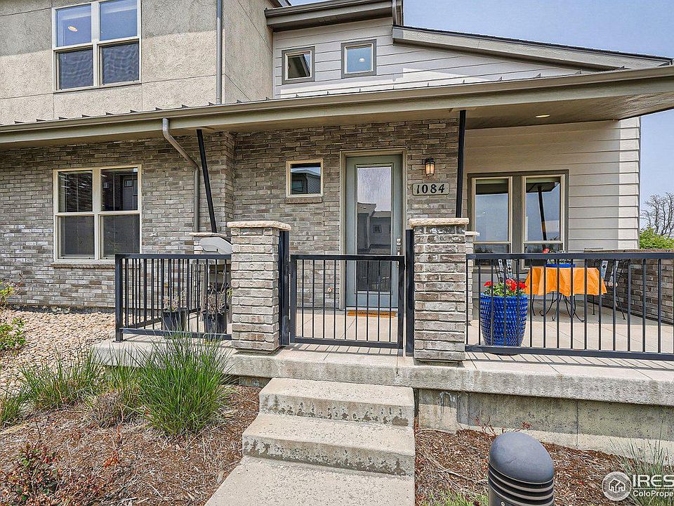 1st image of 1084 Maria Ln