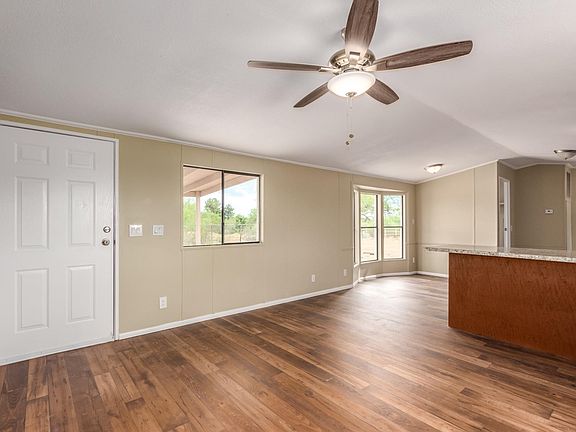 5th image of 17230 S Columbus Blvd