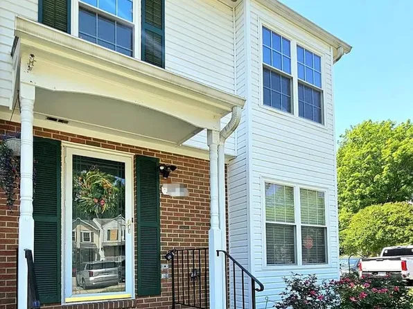 15110 Catalpa Ct, Woodbridge, VA 22193