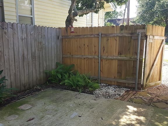 4th image of 140 Constance Ave