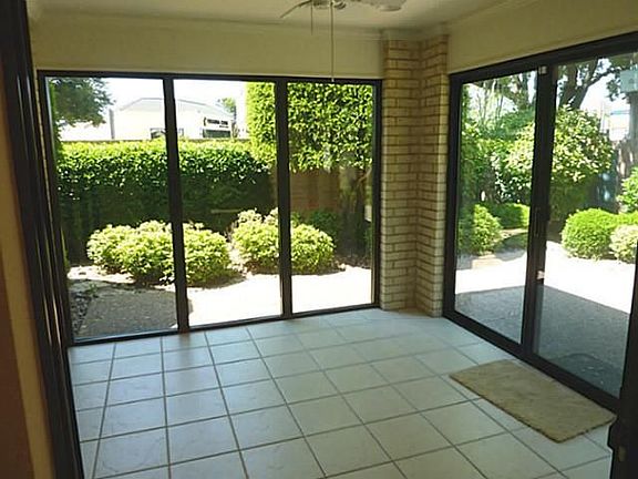 3rd image of 4324 Hartwood Cir