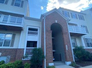 46893 Eaton Ter UNIT 201, Sterling, VA 20164