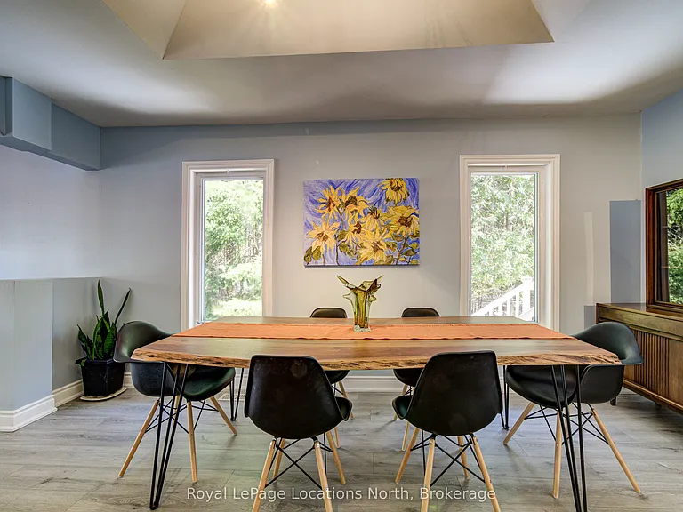 2 Maplewood Dr — Photo 17