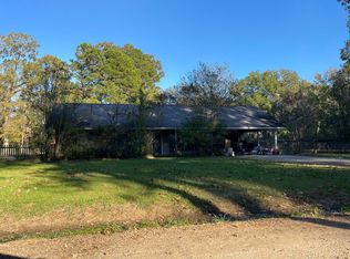 2 D Newcomb Rd, Deville, LA 71328