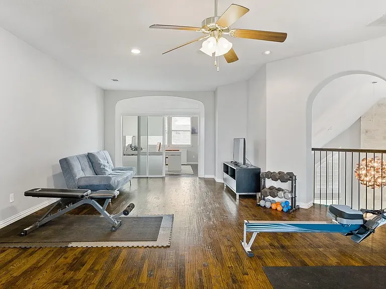 Second Floor - Entertainment/Play Area