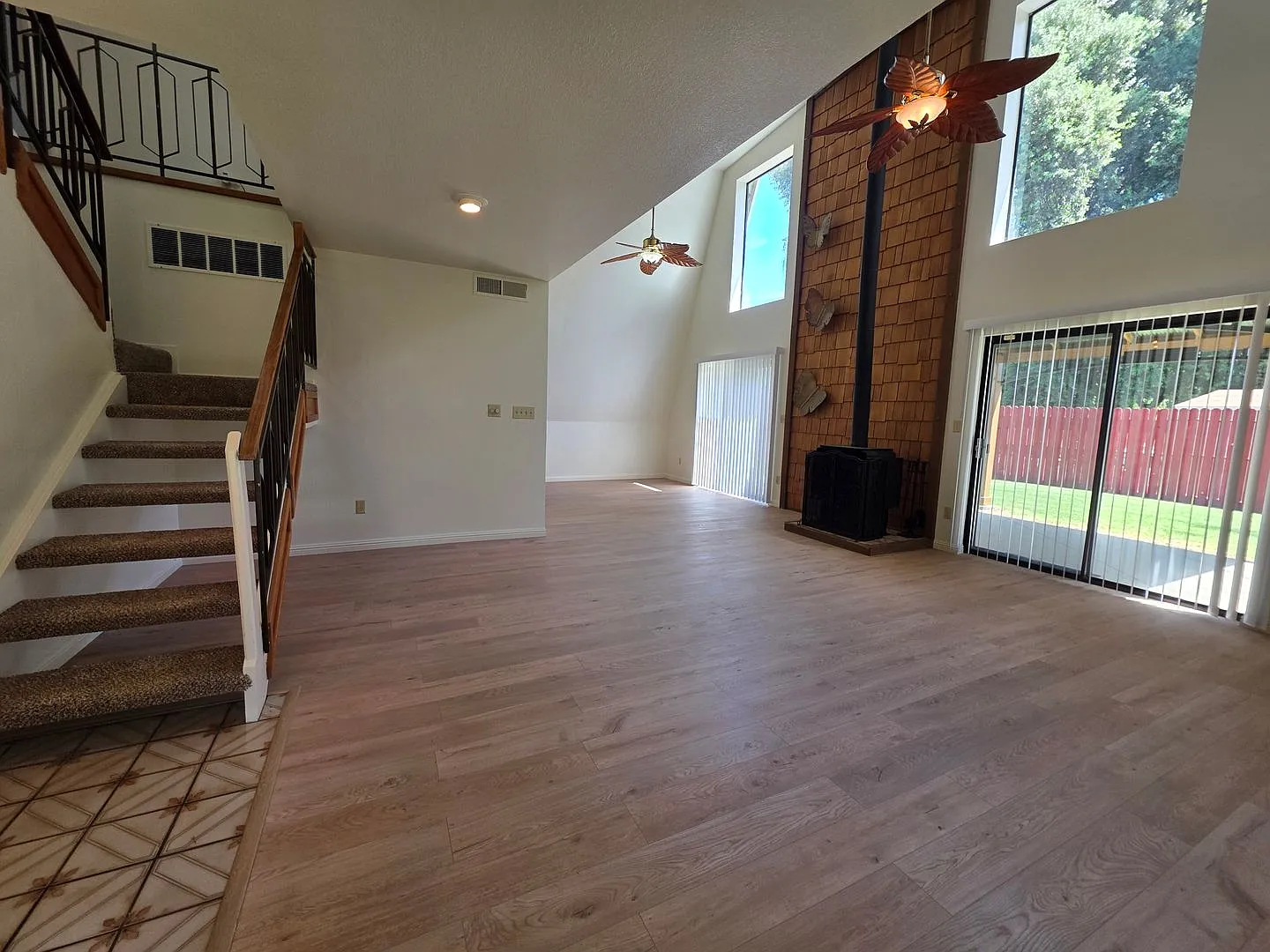 2816 S Court Street — Photo 4