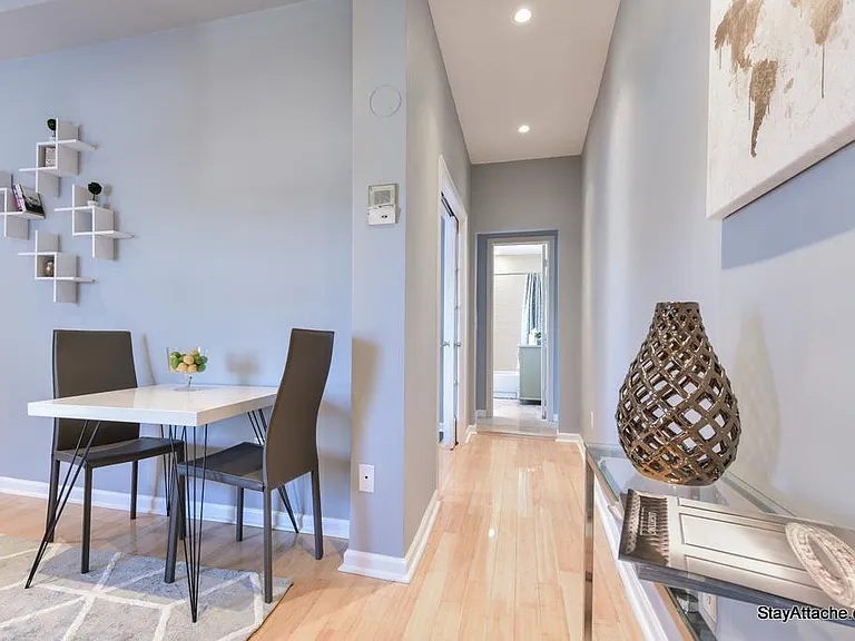 1822 15th St NW #306 — Photo 11