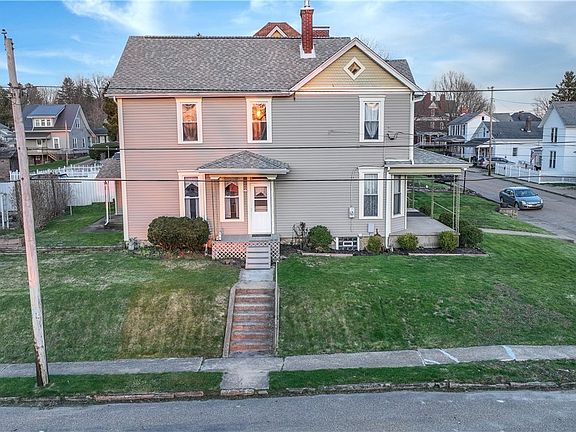 2nd image of 221 Walton Ave