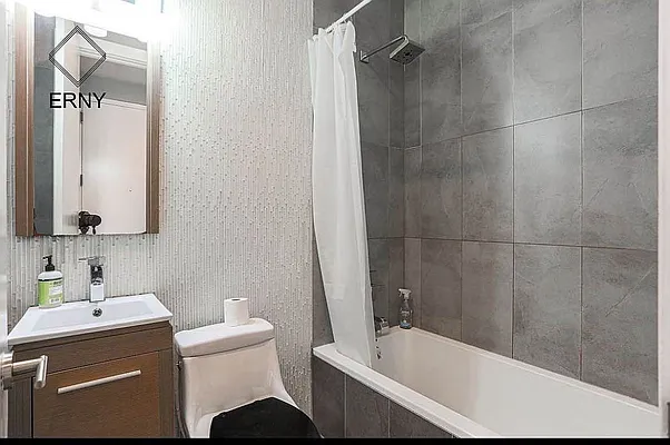 Rented by ERNY LLC | media 7