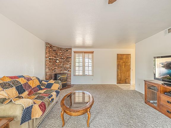 3rd image of 12320 E Avenue V10