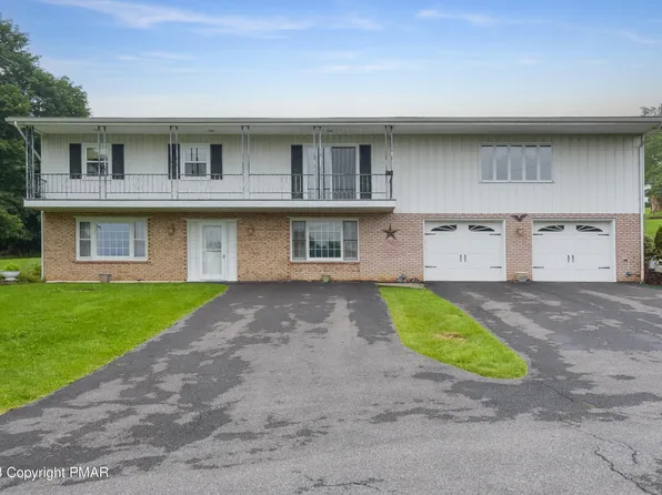 109 Bullpine Ln, Saylorsburg, PA 18353