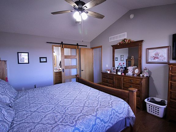 4th image of 2603A Augusta Ln
