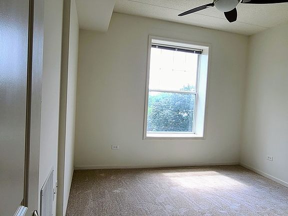 4th image of 190 W Johnson St Unit 405