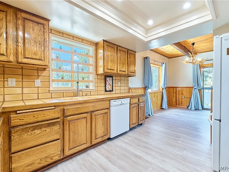 509 Wallace Ln — Photo 20