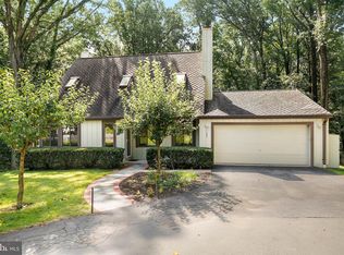 11201 Angus Pl, Potomac, MD 20854