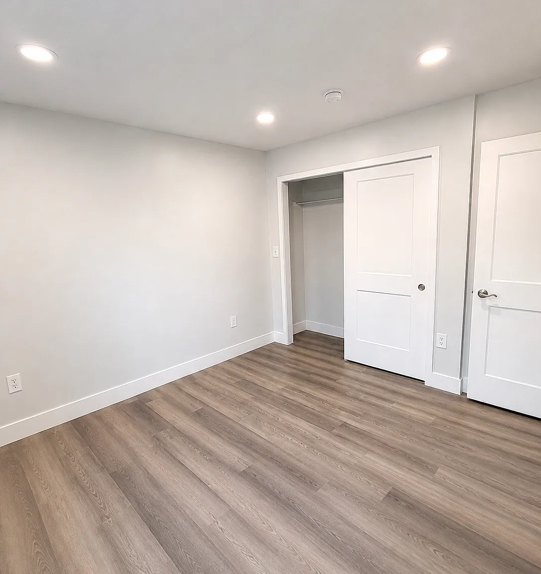 2 bed, $2,300 — Photo 3