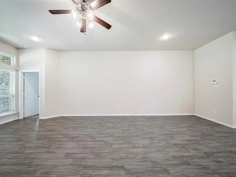 3227 Fairhaven Ln — Photo 20