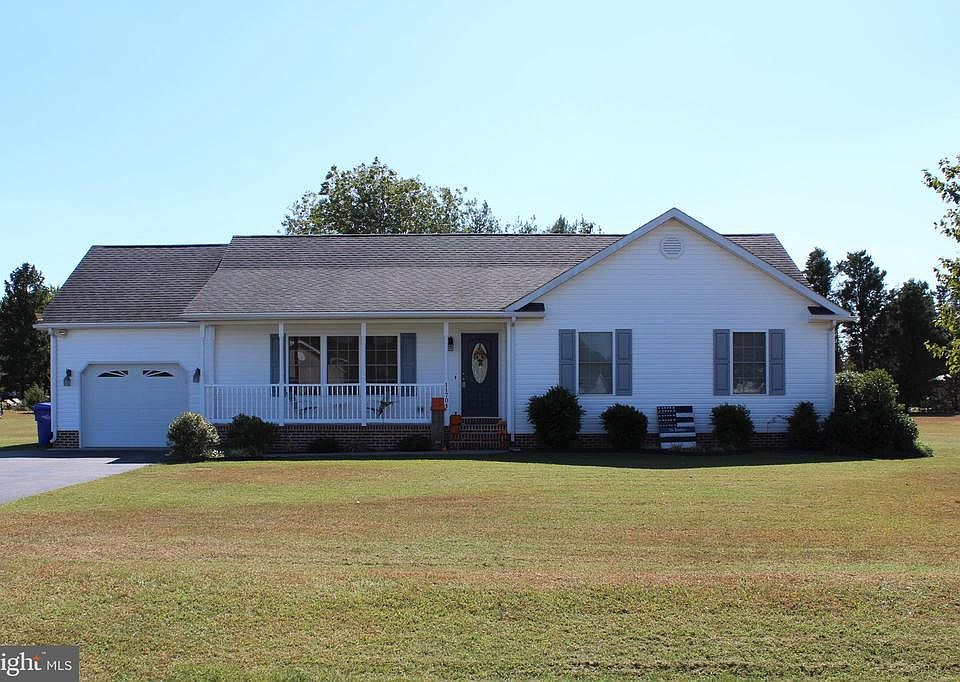 1st image of 11704 Kensington Way