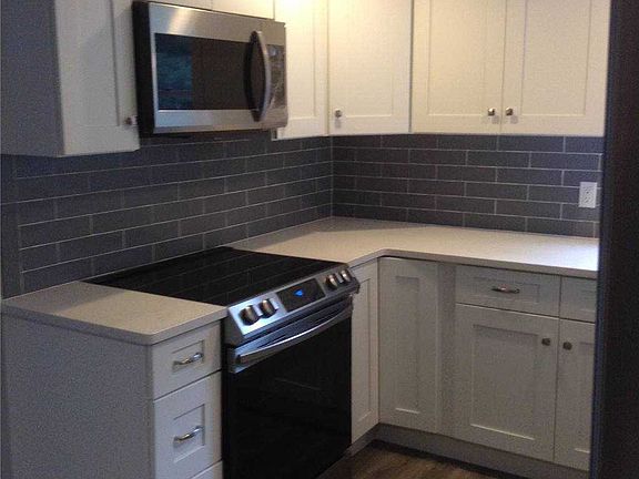 2nd image of 1084 Sipp Ave