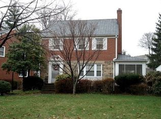 2097 Hadden Rd, Euclid, OH 44117