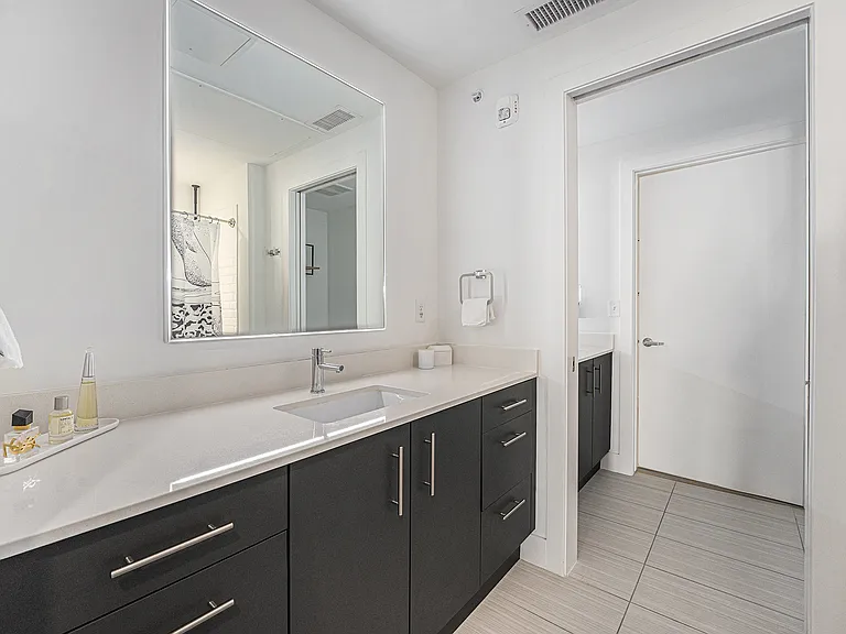 2550 Lawrence St #303 — Photo 8