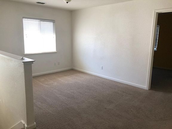 4th image of 757 Bramblewood Ave