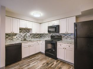 TOWNHOMES AT FAIRWAYS, Columbus, OH 43213