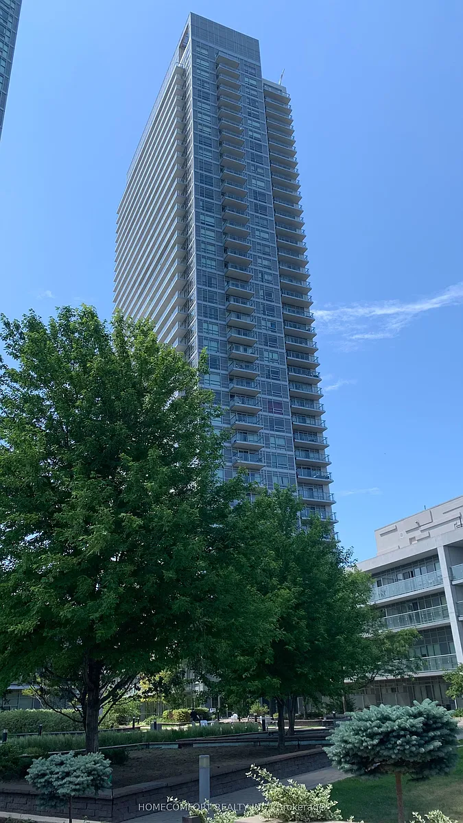 Building Photo - 2015 Sheppard Ave E #205