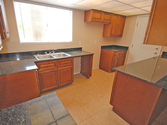 3rd image of 7502 W Indianola Ave