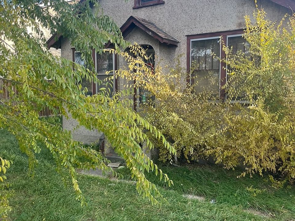 1st image of 902 Gray Avenue
