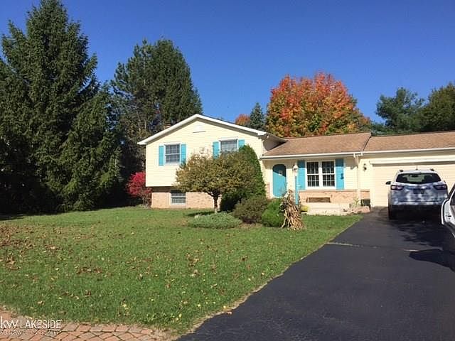 1st image of 4119 Lake Knolls Dr