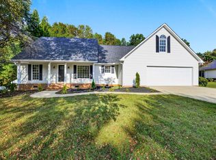 344 Shallowford Dr, Boiling Springs, SC 29316