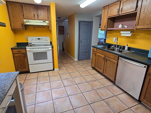 4th image of 299 Conner Rd