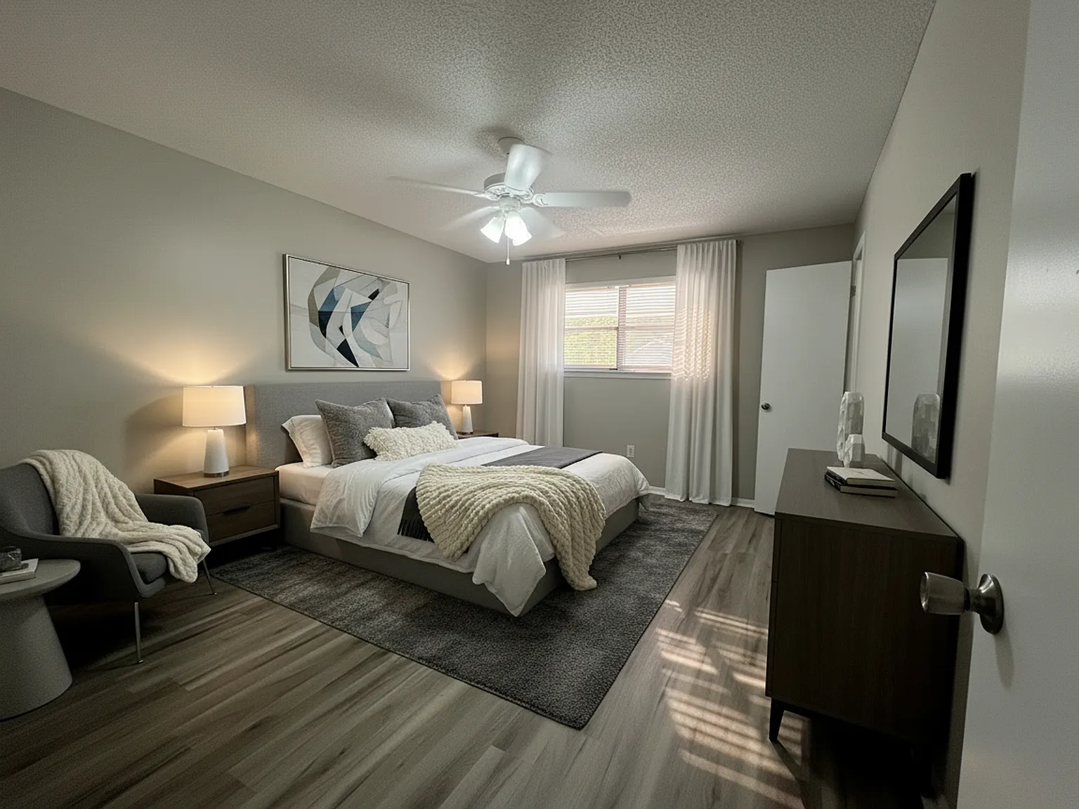 Newly 2 Bedroom and 1.5 Bath Townhome - With Parking — Photo 4