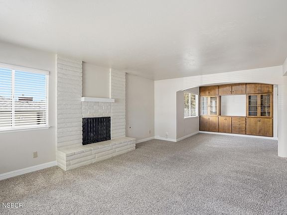 5th image of 616 University Dr