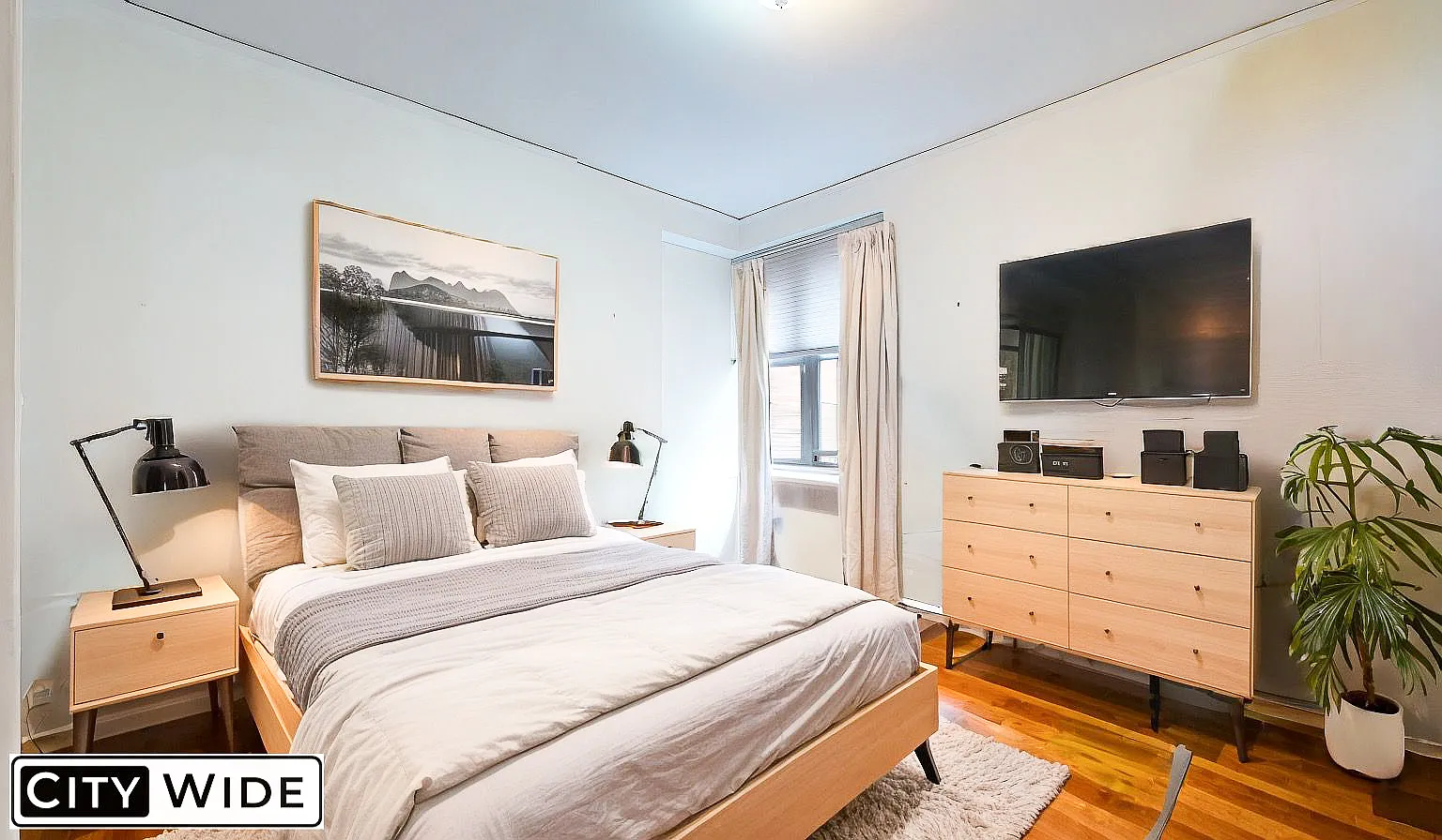 690 Fort Washington Avenue — Photo 3