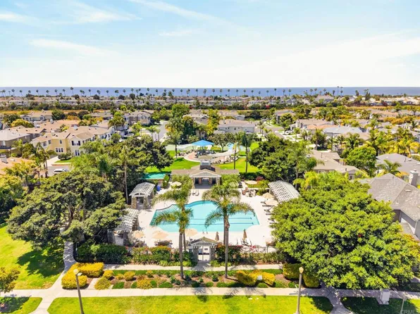 6937 Waters End Dr, Carlsbad, CA 92011