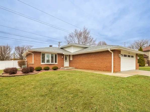 16612 Meadow Ct, Tinley Park, IL 60477
