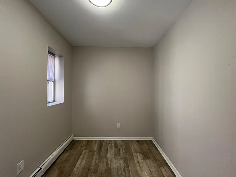22 Emory St #14E — Photo 5