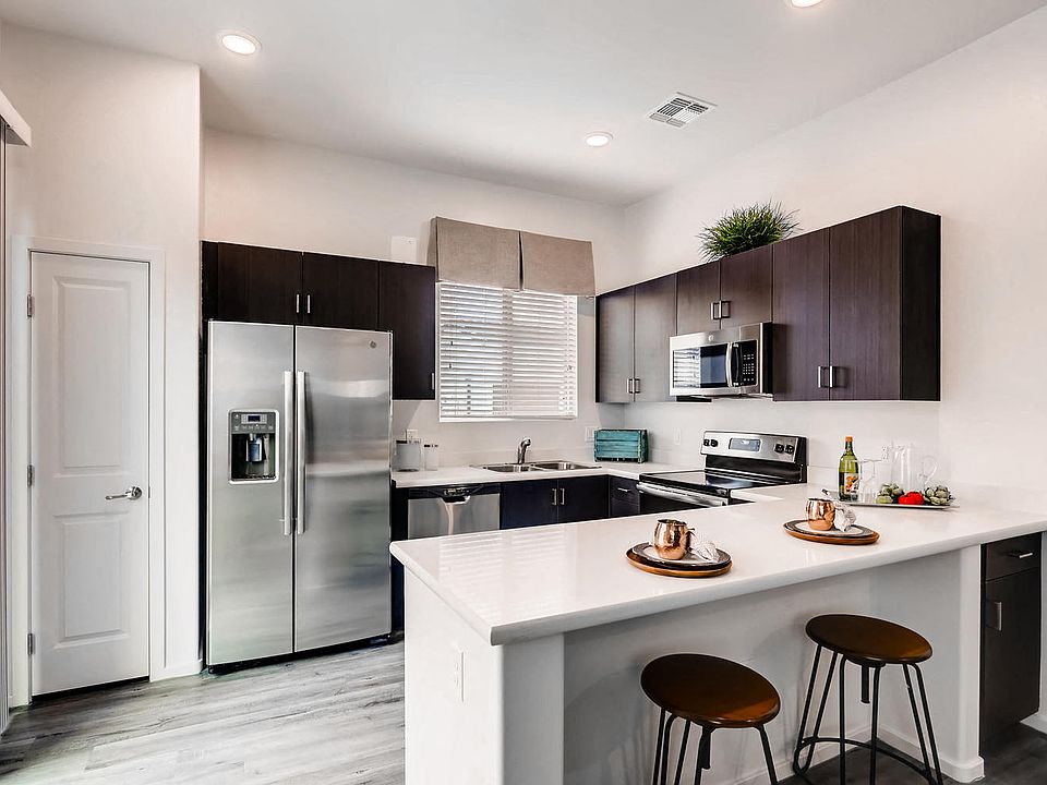 2 Bedroom Floor Plan