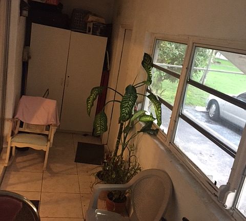 5th image of 20210 NE 2nd Ave APT V11