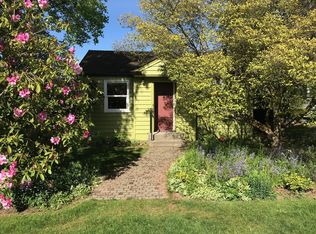 10247 37th Ave SW, Seattle, WA 98146