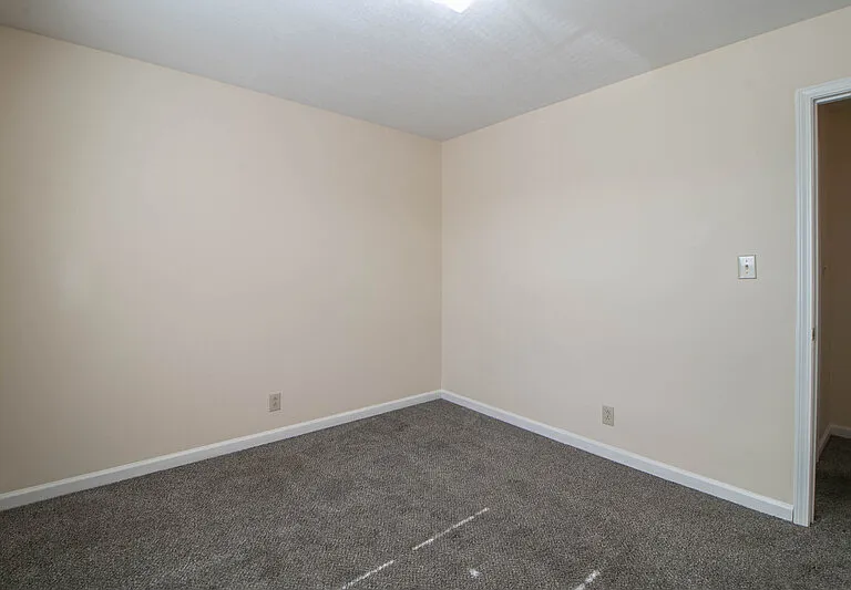 371-3 Peabody Dr — Photo 21